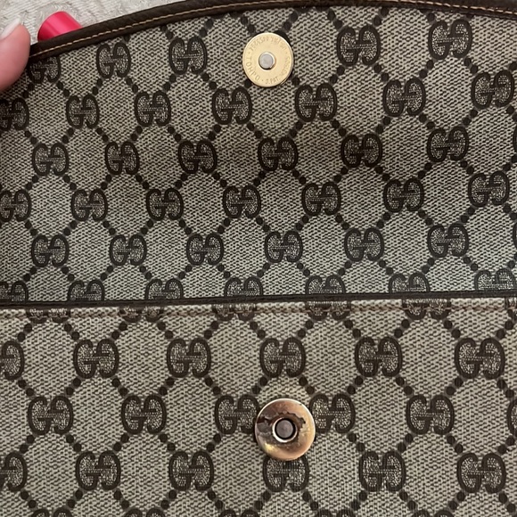 GG Crossbody Bag - Picture 3 of 7